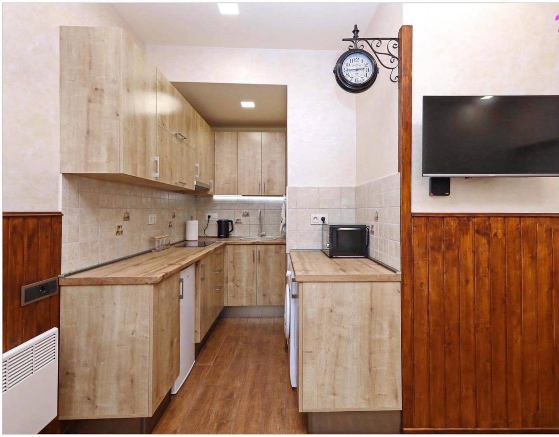 Family Mini-Hotel Martirosyan'S And Tours Jerevan Eksteriør billede