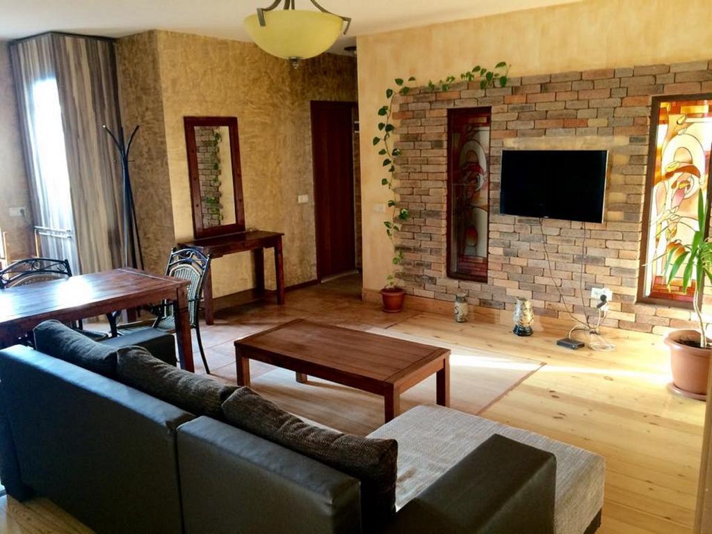 Family Mini-Hotel Martirosyan'S And Tours Jerevan Værelse billede