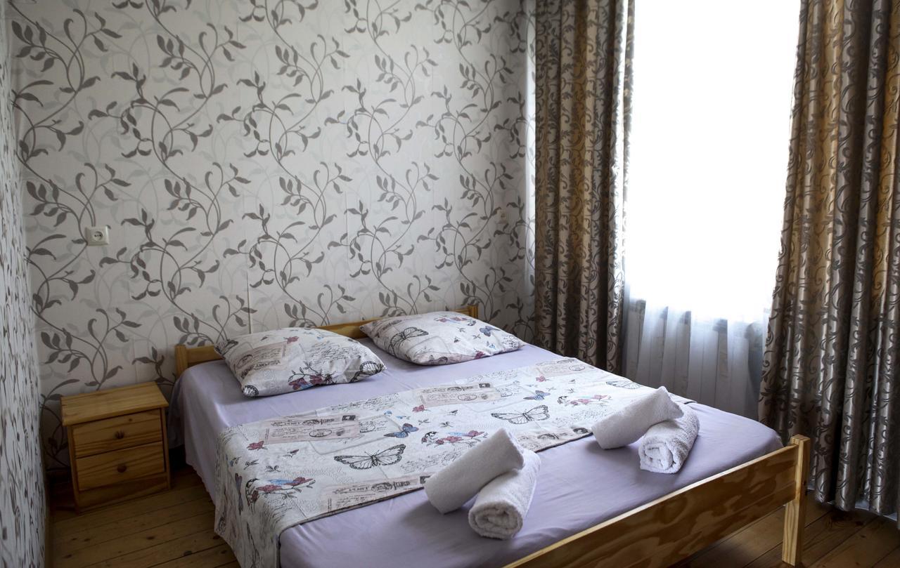 Family Mini-Hotel Martirosyan'S And Tours Jerevan Eksteriør billede